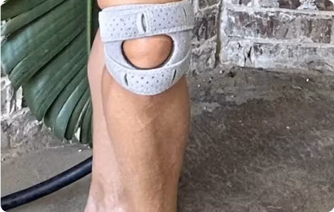 Wellnee Kniebandage am Knie getragen â Sitz der Riemen und des Silikonpolsters